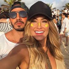 Após deixar o "BBB19", Gustavo reata namoro com repórter do Faustão