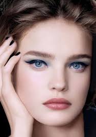 Cool toned skin has a pink or rosy undertone. Colors For Fair Cool Skin And Blue Eyes Haircolor Wiki Fandom