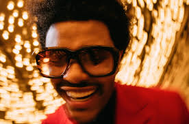 Blinding lights is a popular song by the weeknd | create your own tiktok videos with the blinding lights song and explore 1.1m videos made by new and popular creators. The Weeknd S Blinding Lights Rules U K S 2020 Year End Chart Billboard