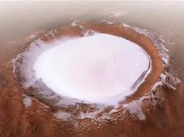 Marikh terkenal dengan warna permukaannya yang merah apabila dilihat dari langit, terutamanya pada waktu malam. Kawah Ais Ditemui Di Planet Marikh