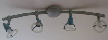Ampoule Qui Grille Regulierement