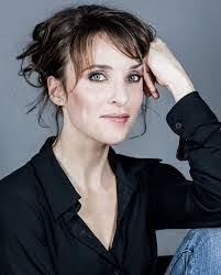 Alex Poisson's Instagram, Twitter & Facebook