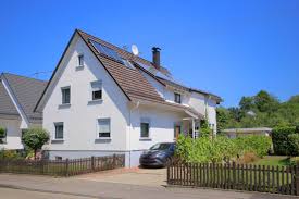 Hier finden sie häuser vieler immobilienportale und durch die einfache & schnelle häusersuche mit intuitiven filtermöglichkeiten ist das ziel traumhaus zum. Haus Zum Verkauf 76534 Baden Baden Steinbach Mapio Net