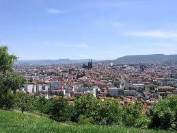 Blablabus also services this route once daily. Bordeaux Clermont Ferrand En Bus A Partir De 15 Kelbus