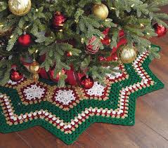 sparkle christmas tree skirt crochet kit