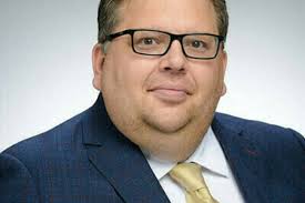 New men's residence hall to be named for alumni John and Jill Coyle