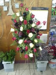 Pin By Christina Case On Floral Designs Fresh And Silk Funeral Flower Arrangements Casket Sprays Funeral Sprays
