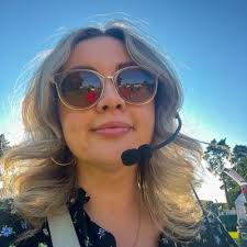 Elinor Rice's Instagram, Twitter & Facebook