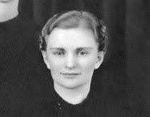 Faye Poindexter's Instagram, Twitter & Facebook