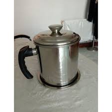 Selain lebih sehat, masak dengan sedikit minyak goreng juga mengirit uang belanja kamu. Stainless Steel Oil Filter Can Penapis Minyak Viral Penapis Minyak Masak Shopee Malaysia