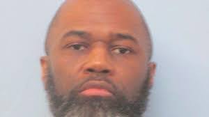 Ronnie Gilley's Instagram, Twitter & Facebook