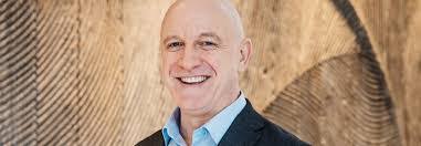 Seamus Porter's Instagram, Twitter & Facebook