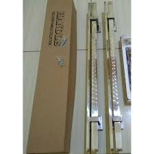 Berbagai referensi macam model pintu minimalis memang sangat model pintu minimalis yang pertama adalah dua pintu yang ukurannya sama. Handle Pintu 60cm Tarikan Pintu Rumah Minimalis Shopee Indonesia