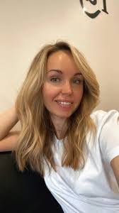 Natasha Fink's Instagram, Twitter & Facebook