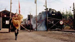 Melanie griffith interpreteaza rolul lindei voss, o femeie. Watch Shining Through 1992 Online Free