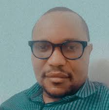 What are some good powered 15 inch speakers that are not too heavy for  small and large events?