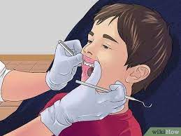 Nach Dem Ziehen Eines Lockeren Zahns Die Blutung Stillen 13 Schritte Mit Bildern Wikihow