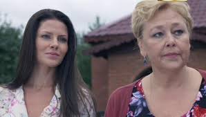 Главную героиню этого сериала зовут полина. Serial Koroleva Banditov Smotret Onlajn V Horoshem Kachestve Foto Video Opisanie Serij Vokrug Tv