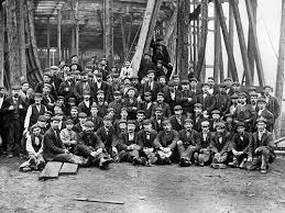 Short Brothers Shipyard Workers About 1900 Twcms N312 North Shields Sunderland Naval History