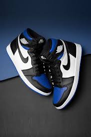 Air Jordan 1 Retro High Og Royal Toe 555088 041 2020 In 2020 Jordan Shoes Girls Fresh Shoes Shoes Sneakers Nike