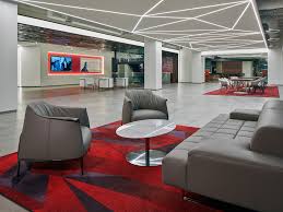 Using The Truline Plaster In Led System The Lobby At Delta Air Lines Corporate Office Was Brought To Lif Recessed Ceiling Interior Design Minimalist Lighting