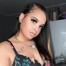 Ebony Keener's Instagram, Twitter & Facebook