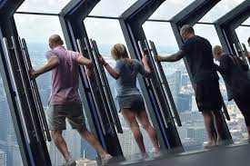 Chicago´s latest heart racing attraction just opened at more than a thousand feet in the air of the john hancock center. 360 Chicago Tilt Enjoy Illinois