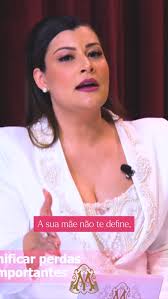 Nem todos crescemos com uma base familiar estruturada — e tudo bem. Algumas  pessoas tiveram pais que viveram o que ensinavam, que foram exemplo e  inspiração. Mas a maioria, como eu, não teve essa ...