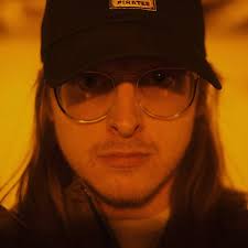 Lucas Cobb (@grainylucas) • Instagram photos and videos