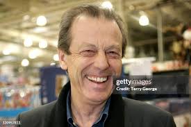 204 Leslie Grantham Photos & High Res Pictures