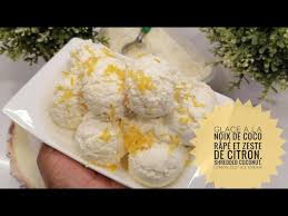 Zeste | avec recettes zeste, découvrez des recettes faciles de chefs, des dossiers thématiques ainsi que des trucs et astuces biscuits sandwichs à la noix de coco et au caramel (tartinade kaya). Glace A La Noix De Coco Rape Et Zeste De Citron Shradded Coconut And Lemon Zest Ice Cream Youtube