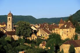 Bordered By Vineyards And Forest Arbois Is A Comtois Village Formerly Fortified Known To Be The Capital Of Jura Wines Arbois Jura Pays Du Vin Vin Jaune Jura