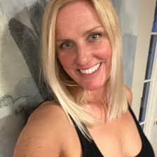 Is there a hoof boot fitter in the Medford area?