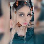 Monique Navarrete's Instagram, Twitter & Facebook