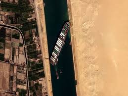 The ever given, which at 1,300 feet long is more than twice the height of the washington monument, was wedged sideways across the suez canal, blocking all traffic in the crucial waterway. Iczschpygbumpm
