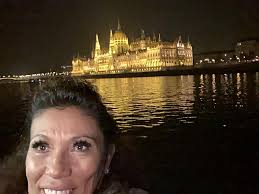 A Winter Wonderland ❄️😍 Budapest, Hungary 🇭🇺 🎥  instagram.com/momentsofgregory