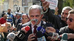 Aici gasesti toate stirile legate de dragnea, prezentari, exclusivitati, topuri si informatii actualizate si detaliate privind dragnea. Why Celebrating Liviu Dragnea S Jailing In Romania Might Be Premature Euronews