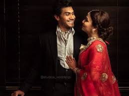 Soundarya Rajinikanth Soundarya Rajinikanth Receives Flak On Twitter For Honeymoon Post After Pulwama Attack The Economic Times Soundarya rajinikanth and vishagan vanangamudi marraige photos (pic credits:
