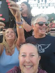 These guys really know how to put