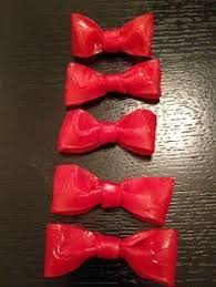 Fruit By The Foot Hair Bows For Minnie Mouse Cupcakes Add Mini Oreos For Ears Or H Minnie Mouse Cupcakes Minnie Mouse Birthday Party Minnie Mouse Birthday