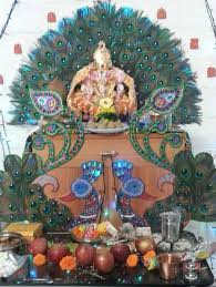 Discover diy ganpati decoration crafts ideas and simple ganpati makhar and idol decoration ideas. Ganpati Decoration Ideas At Home Ganesh Pooja Decoration Pooja Room Decor For Ganesh Chaturthi Decoration Ideas For Ganpati Pooja Ganesh Chaturthi Decoration Ideas Ganesh Chaturthi Decoration Pooja Decoration