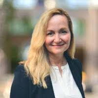 Debra Nichols's Instagram, Twitter & Facebook