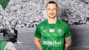 Miejsce w klasyfikacji medalowej mistrzostw polski. Adam Zrelak Pilkarzem Warty Poznan Polsat Sport