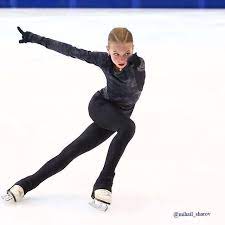Alexandra Trusova Patinaje Sobre Hielo Patinaje Hielo