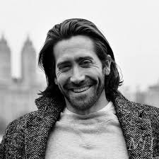 Curly hair can be difficult to manage, but picking the right haircut will help. Jake Gyllenhaal Grown Out Long Hair Man For Himself