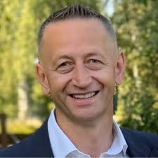 And the ZAK Show begins! Glassbel is there to talk Glass and Innovation!