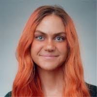 Amy Warman's Instagram, Twitter & Facebook