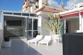 Venta y alquiler de casas y pisos en tenerife, anuncios para comprar o vender y también alquilar larga temporada o alquiler de corta temporada, seas propietario. Aticos En Tenerife Rozando El Cielo Press Tucasa Com