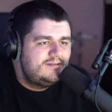 Christopher Beadle's Instagram, Twitter & Facebook