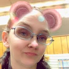 Amanda Maness's Instagram, Twitter & Facebook